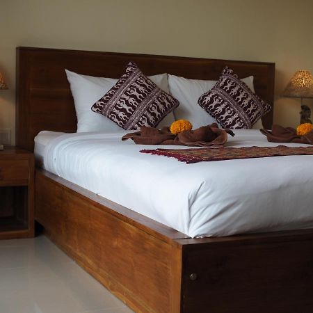 Kampung Sari Homestay Убуд Экстерьер фото