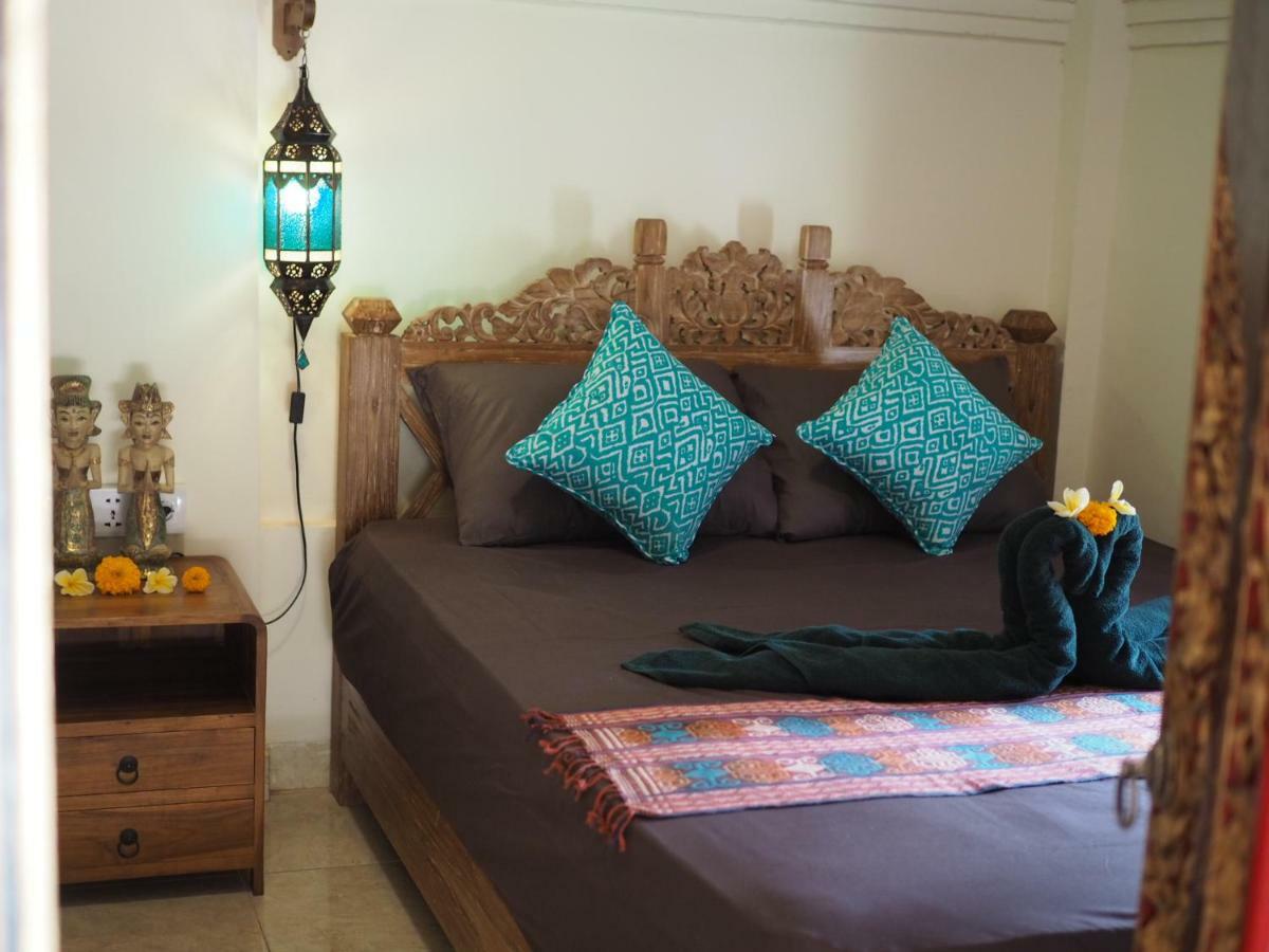 Kampung Sari Homestay Убуд Экстерьер фото